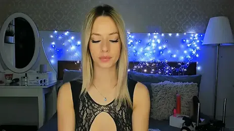 MiaBeeXX webcam model stream image