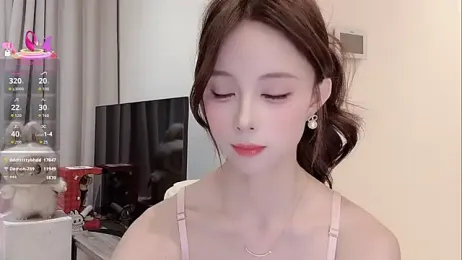 Nebula-qiu webcam stripchat model stream image