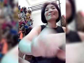 linka99 webcam bongacams model stream image