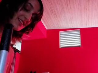 Ambar Roux webcam model stream image