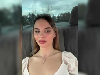 LedyMiya webcam bongacams model stream image