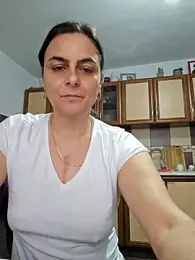 IsabelleCraft webcam model stream image