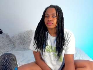 melody-blossom webcam camsoda model stream image