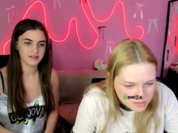 trixy_melison webcam model stream image