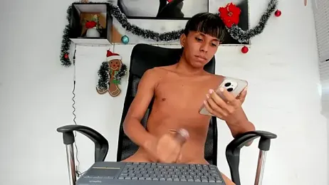 tyler_twink_boy webcam model stream image