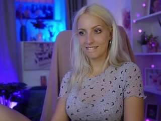 lucycutie webcam model stream image