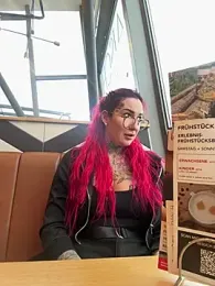 Mia-Fuchs webcam model stream image