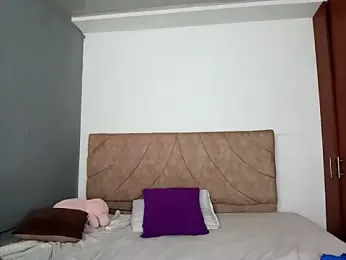 Sweetlove_243 webcam model stream image