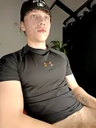 Logan_sixxer webcam model stream image