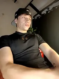 Logan_sixxer webcam model stream image