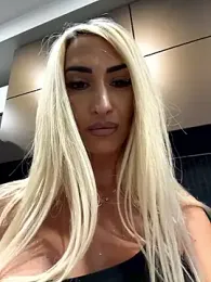 KelseyJunes webcam stripchat model stream image