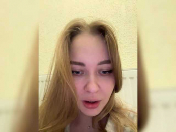 Pickmegirls webcam model stream image