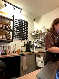 cinnabon_ webcam model stream image