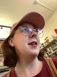 cinnabon_ webcam model stream image