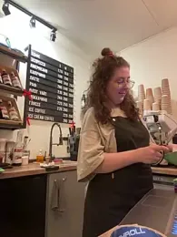 cinnabon_ webcam model stream image