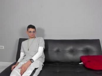 doublepleasurex_ webcam model stream image