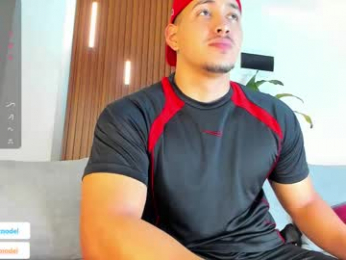 lucasanto_ webcam model stream image