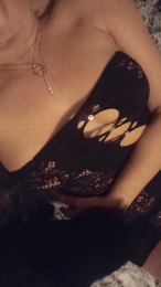 Titouna webcam model stream image