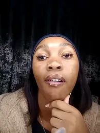 Hannah_107 webcam model stream image