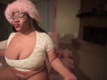 Marinaismad webcam bongacams model stream image