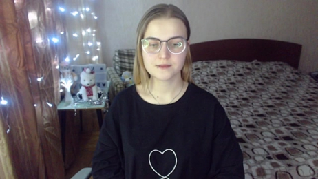 MissBrightShine webcam model stream image