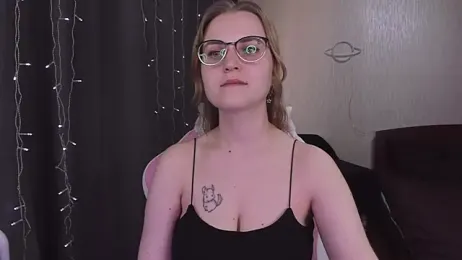 MissBrightShine webcam model stream image