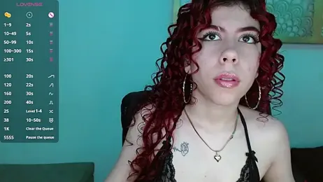 Luna-Naughty webcam model stream image