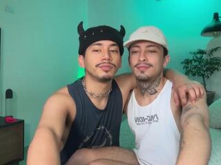 Damian & Noah webcam model stream image