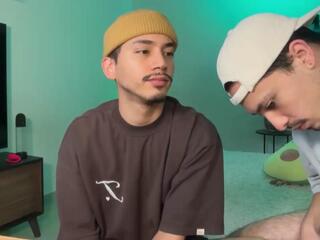 Damian & Noah webcam model stream image