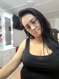 Ameliarizo webcam model stream image