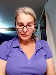 irinamaux webcam model stream image