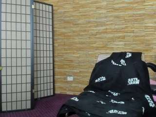 aisharouhi webcam model stream image