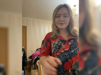 SunshineEmma webcam bongacams model stream image