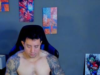 Andrew Price webcam model stream image
