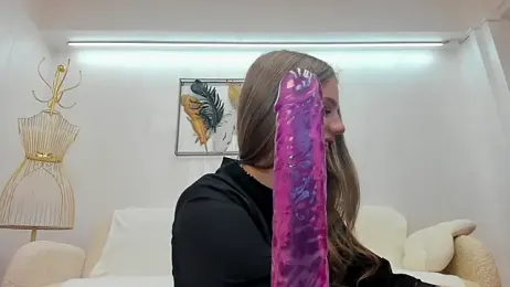 VikaFever webcam model stream image