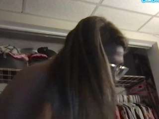 suziieq23 webcam model stream image