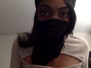 prettyinpinkxx webcam model stream image