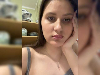 Llevie webcam model stream image