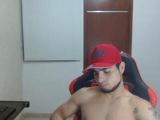 Andrew Oconner webcam model stream image
