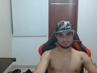 Andrew Oconner webcam model stream image