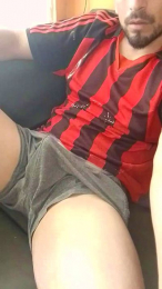 adrian2335 webcam model stream image