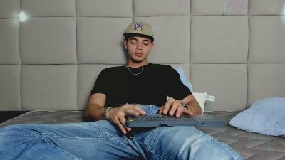 erotik00 webcam model stream image