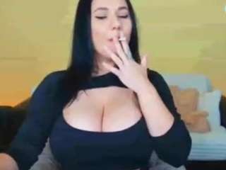 queendom-evamaria webcam model stream image