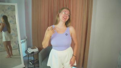 ElinoreOst webcam cam4 model stream image