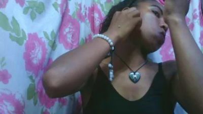 lydialarin webcam model stream image