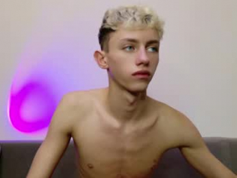 leonlure webcam model stream image