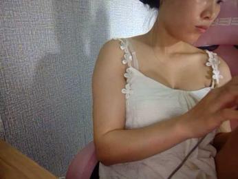 Lynny-1 webcam model stream image