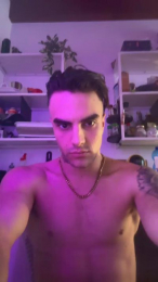 luchino220 webcam model stream image