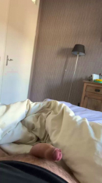 chris2443 webcam model stream image