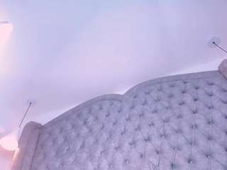 ashly-moss webcam model stream image